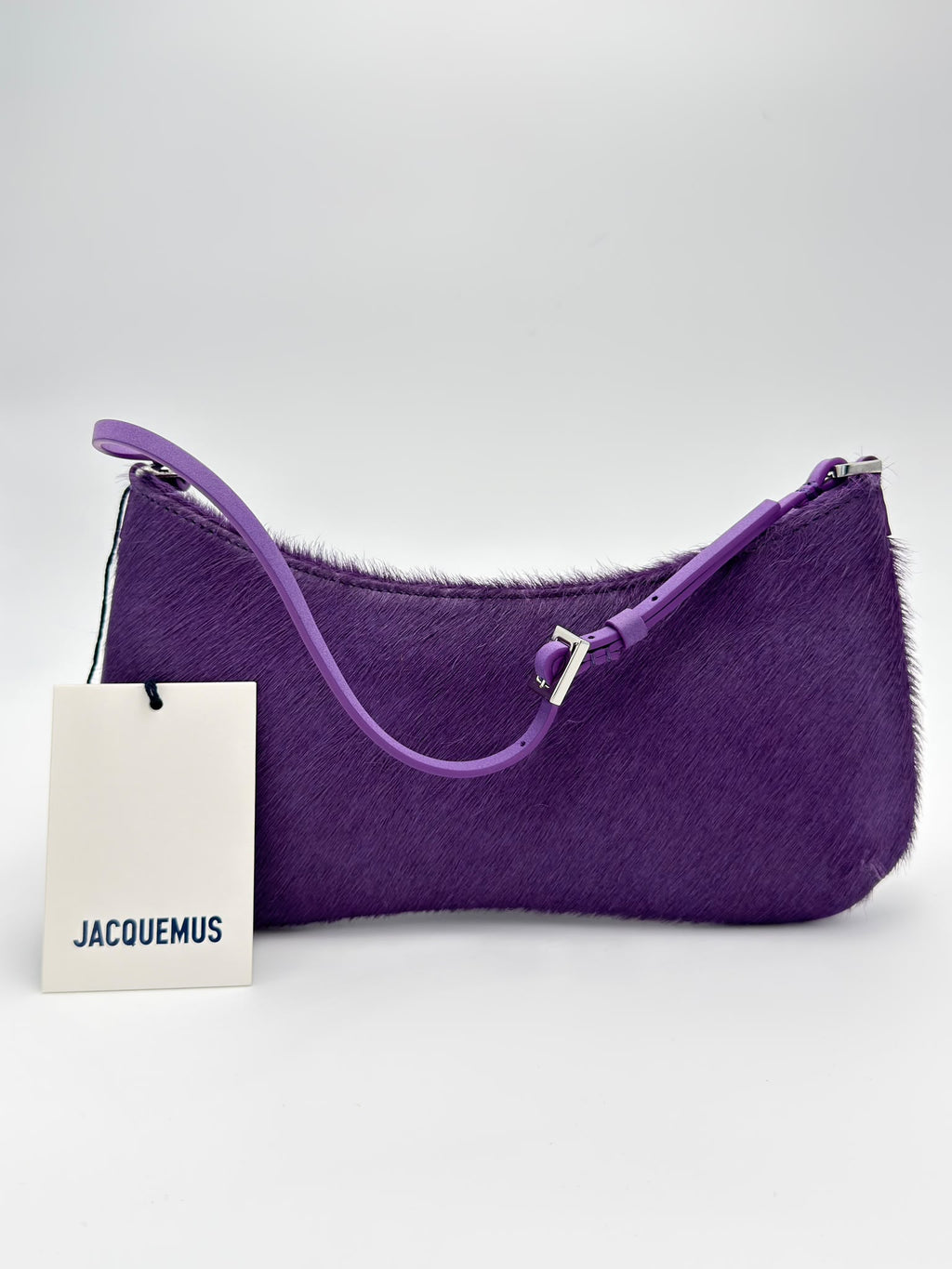Jacquemus Le Bisou